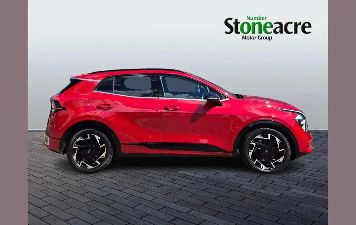 Used Kia Sportage GT-Line 157 HP (115 kW) 2024 Red SUV