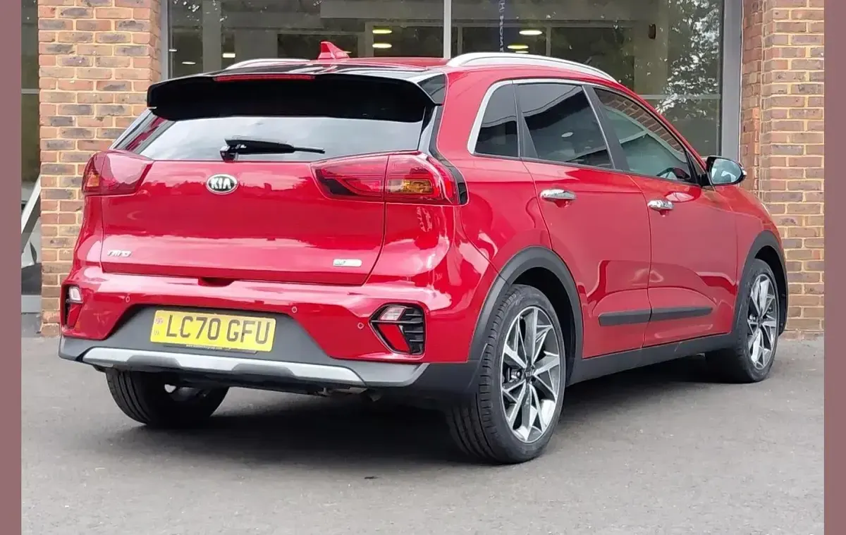 Used Kia Niro 141 HP (103 kW) 2020 Red SUV