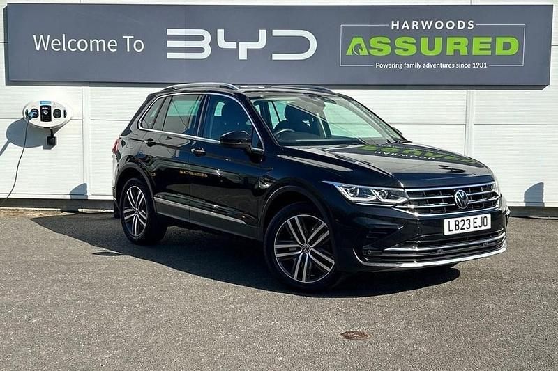 Black Used 2023 VW Tiguan Elegance SUV | £27,990 (Fair price) - Image 1/1