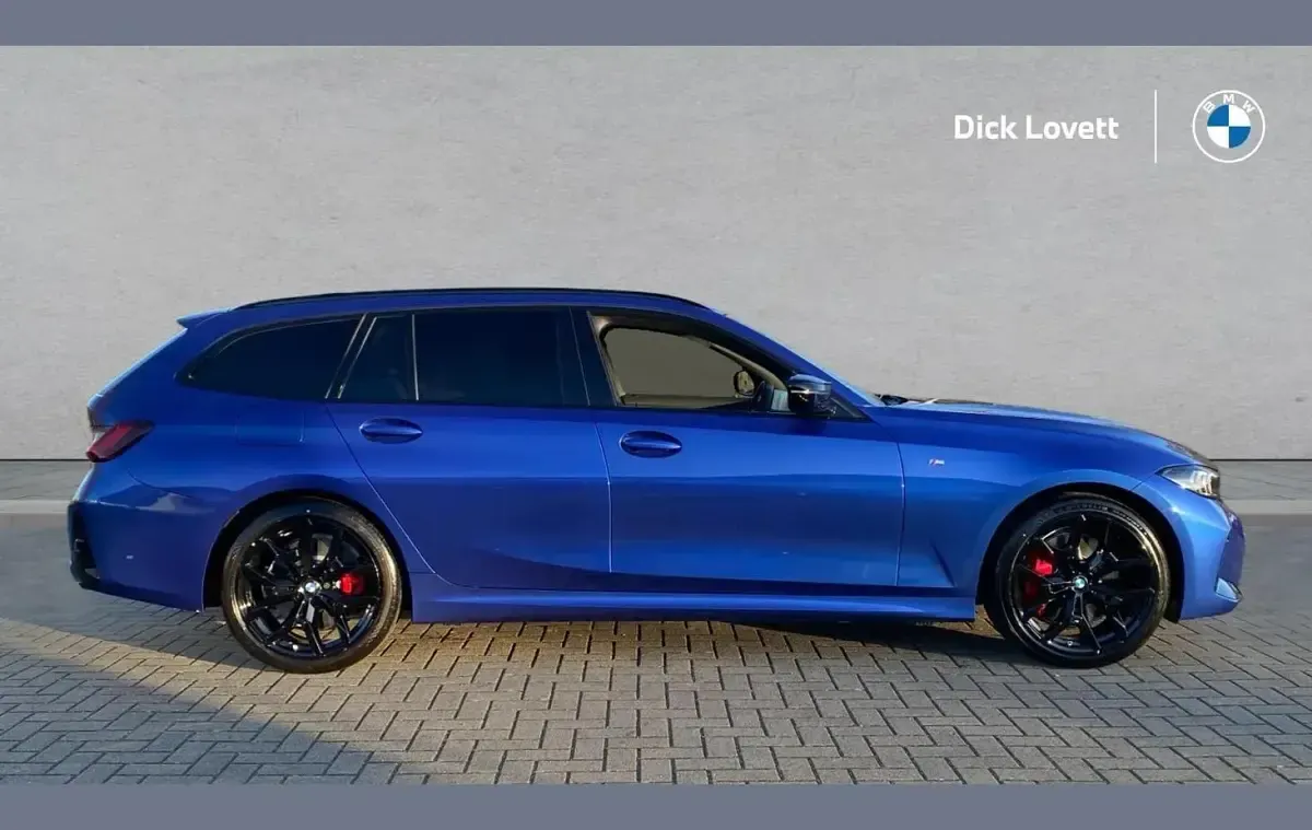 Usado BMW 502 M Sport 386 CV (283 kW) 2026 Azul Familiar