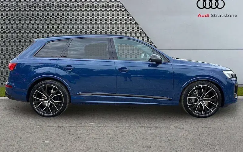 Used Audi Q7 Black Edition 340 HP (250 kW) 2024 Blue SUV