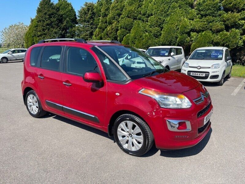 Red Used 2015 Citroën C3 Picasso Exclusive MPV | £4,495 (A bit pricey) - Image 1/4