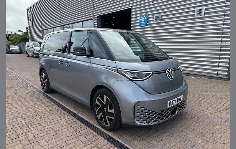 Silver Used 2024 VW ID. Buzz Pro MPV | £41,800 (Expensive) - Image 1/4
