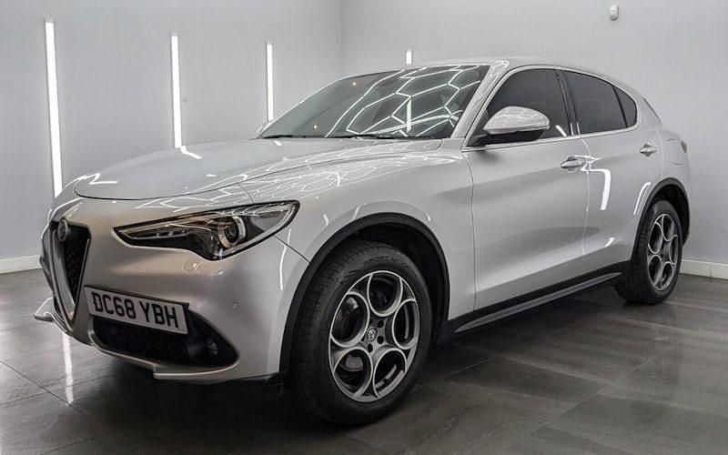 Used Alfa Romeo Stelvio Super 209 HP (153 kW) 2018 SUV