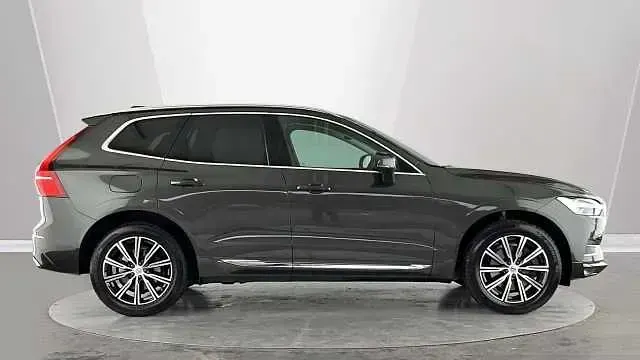 Usado Volvo XC60 Inscription 194 HP (142 kW) 2020 SUV