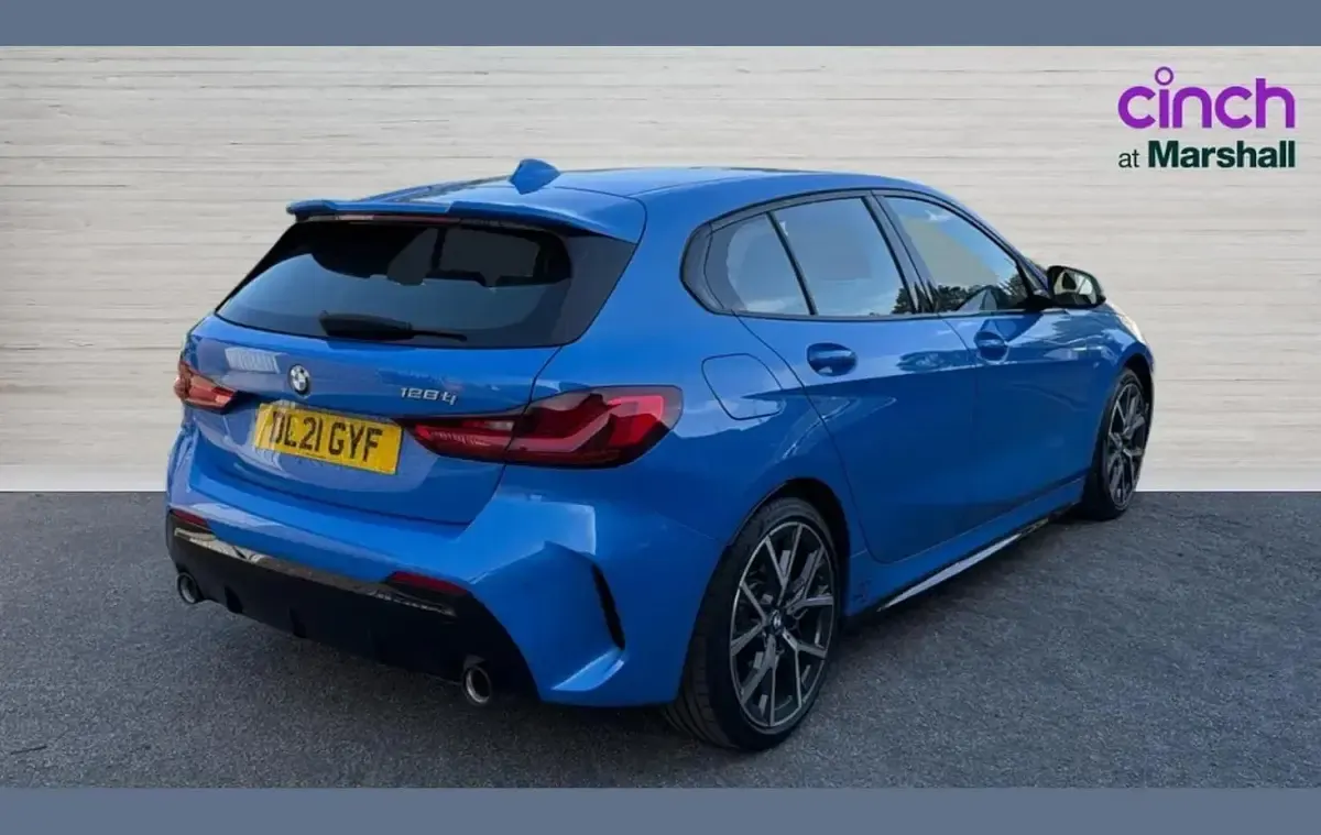 Used BMW 128 Comfort Edition 265 HP (194 kW) 2021 Blue Hatchback