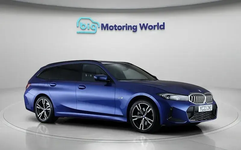 Used BMW 330e M Sport 292 HP (214 kW) 2023 Blue Estate