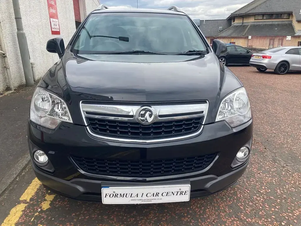 Second-hand Vauxhall Antara S 161 CP (118 kW) 2015 Negru SUV