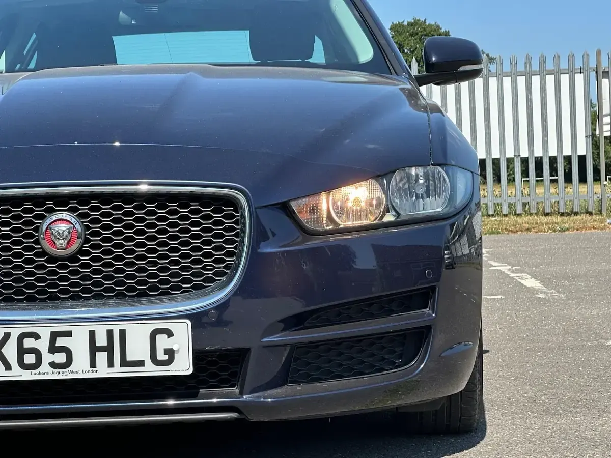 Used Jaguar XE Prestige 2015 Blue Sedan