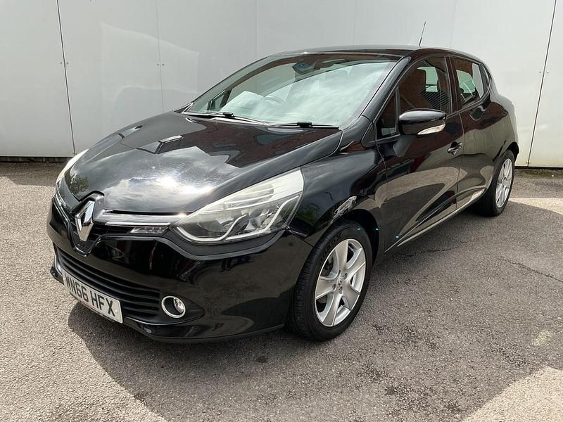 Black Used 2016 Renault Clio IV Dynamique Hatchback | £4,495 (Fair price) - Image 1/4