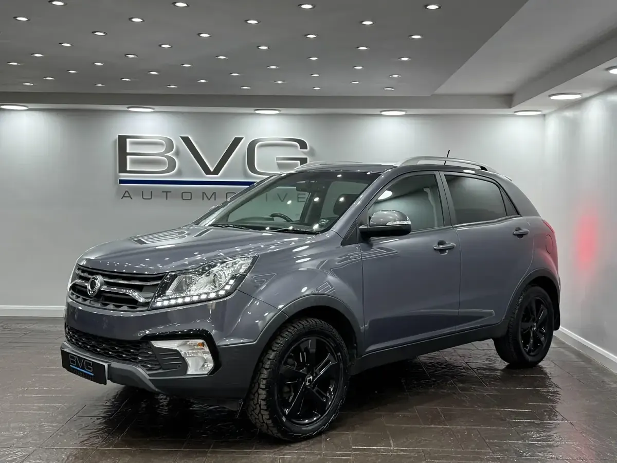 Used SsangYong Korando 178 HP (130 kW) 2020 Grey Estate