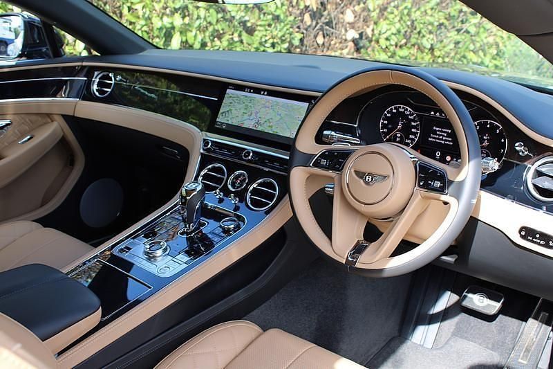 Used Bentley Continental 635 HP (467 kW) 2020 Black Coupe