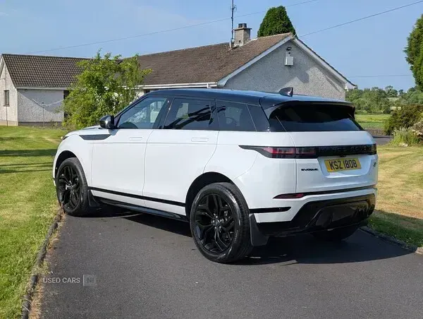 Used Land Rover Range Rover evoque SE Dynamic 2022 White SUV