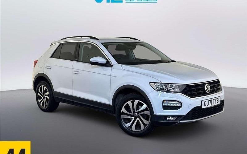 Used VW T-Roc Active 110 HP (80 kW) 2021 White SUV