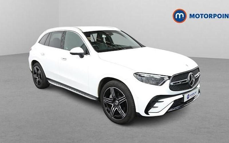 Used Mercedes GLC300 AMG Line Premium 258 HP (189 kW) 2023 White Estate