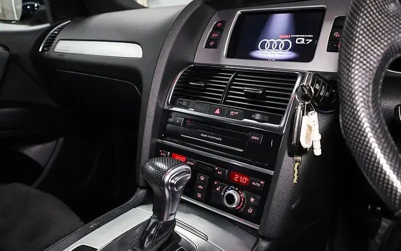 Used Audi Q7 S-Line 245 HP (180 kW) 2013 Black SUV