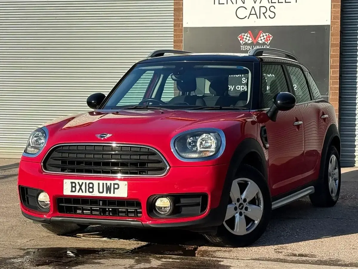 Used Mini Cooper 136 HP (100 kW) 2018 Red Hatchback