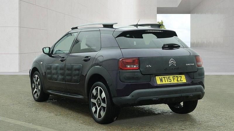 Used Citroën C4 Cactus Flair 2015 Mauve/purple Hatchback