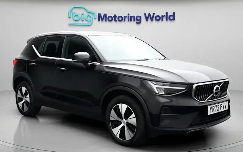 Begagnad Volvo XC40 Core 211 HK (155 kW) 2022 SUV