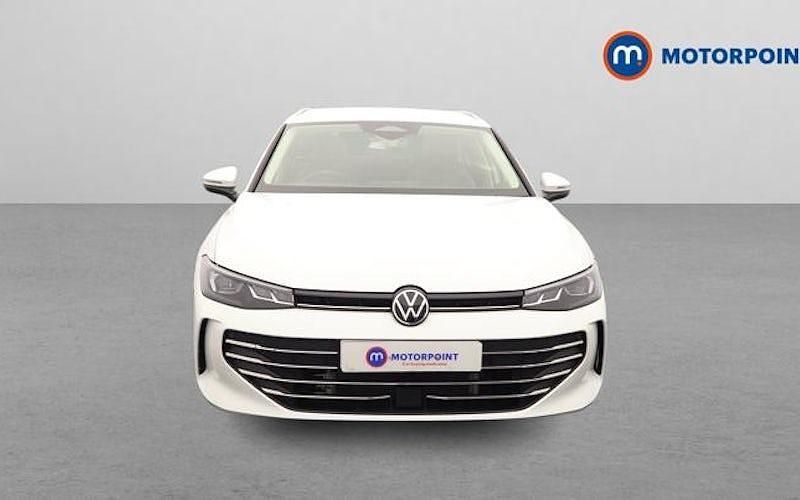 Usado VW Passat Life 204 HP (150 kW) 2025 Branco Carrinha