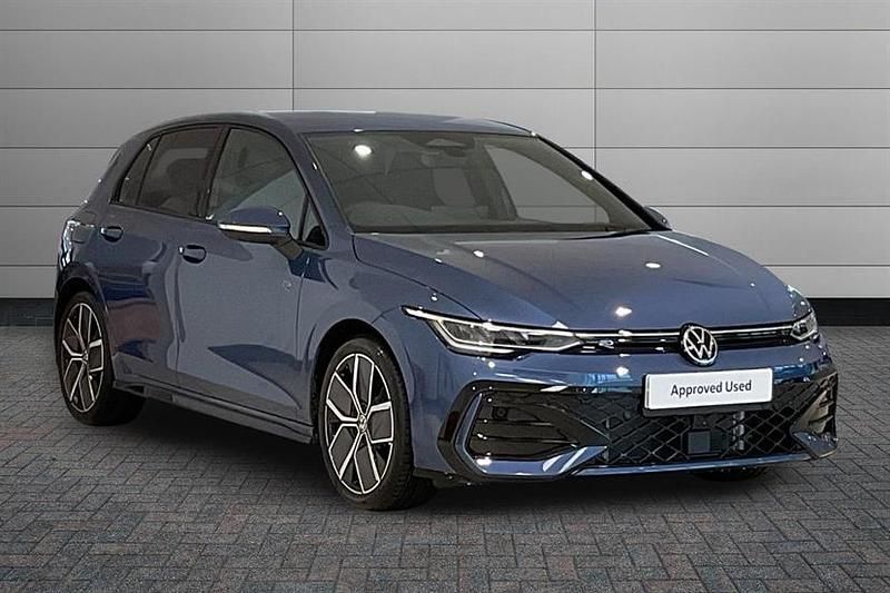 New VW Golf VIII R-line 150 HP (110 kW) 2026 Anemone blue Hatchback