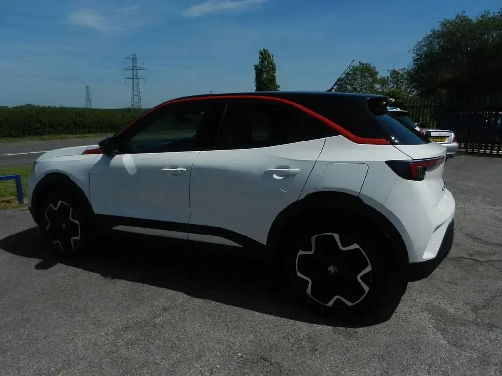 Used Vauxhall Mokka GS Line 100 kW (136 HP) 2022 White SUV