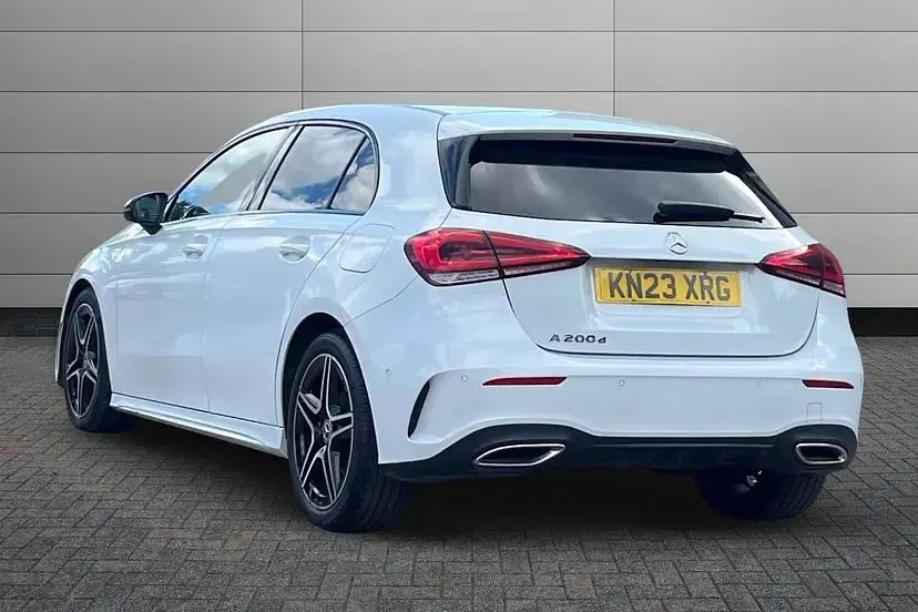 Used Mercedes A200 Executive 148 HP (108 kW) 2023 White Hatchback
