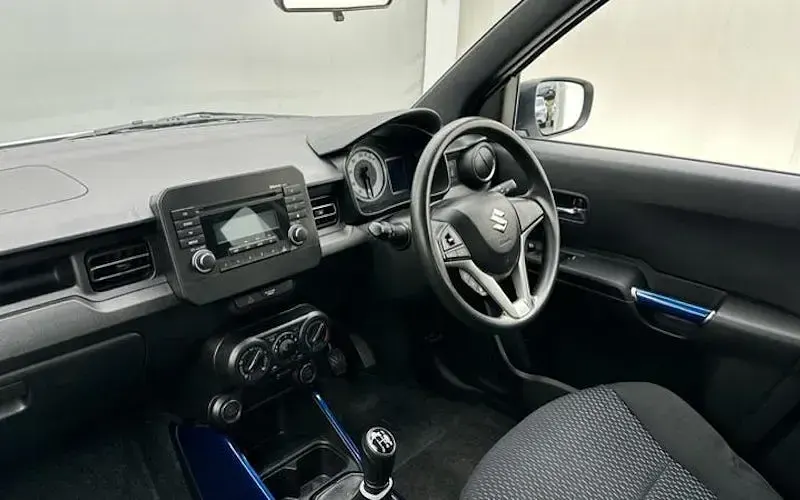 Used Suzuki Ignis SZ3 83 HP (61 kW) 2020 Black SUV