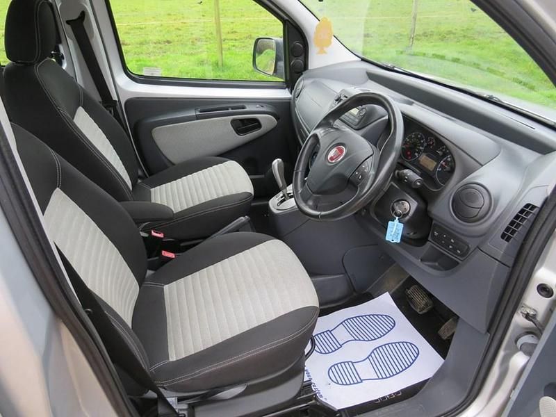 Used Fiat Qubo Active 74 HP (54 kW) 2011 Silver MPV