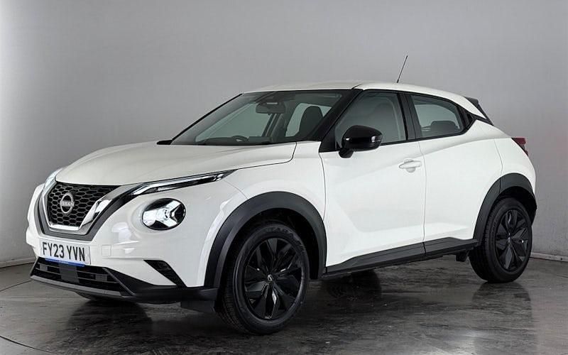 Used Nissan Juke Acenta 114 HP (83 kW) 2023 White SUV