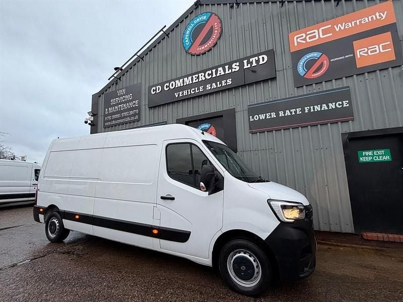 White Used 2020 Renault Master Business Van | £7,995 (Good price) - Image 1/3