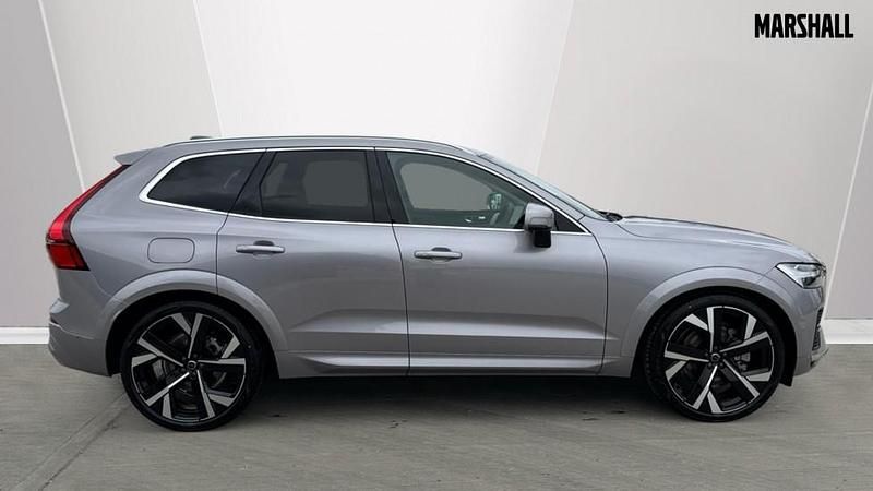 New Volvo XC60 Ultra 455 HP (334 kW) 2026 Silver SUV