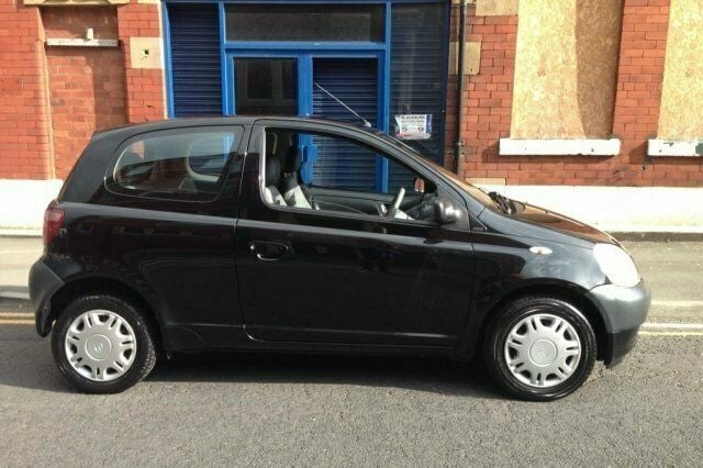 Used Toyota Yaris 2000 Hatchback
