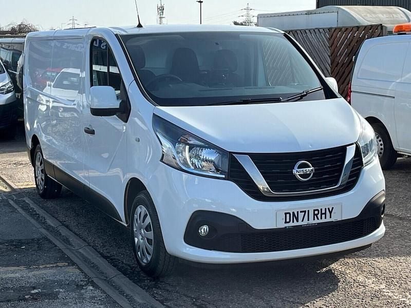 Used Nissan NV300 Acenta 120 HP (88 kW) 2021 White Van
