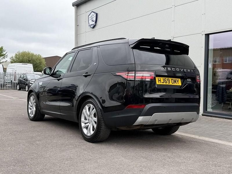 Używany Land Rover Discovery 5 HSE 306 KM (225 kW) 2019 Czarny SUV