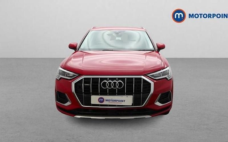 Used Audi Q3 Sport 190 HP (139 kW) 2019 Red SUV