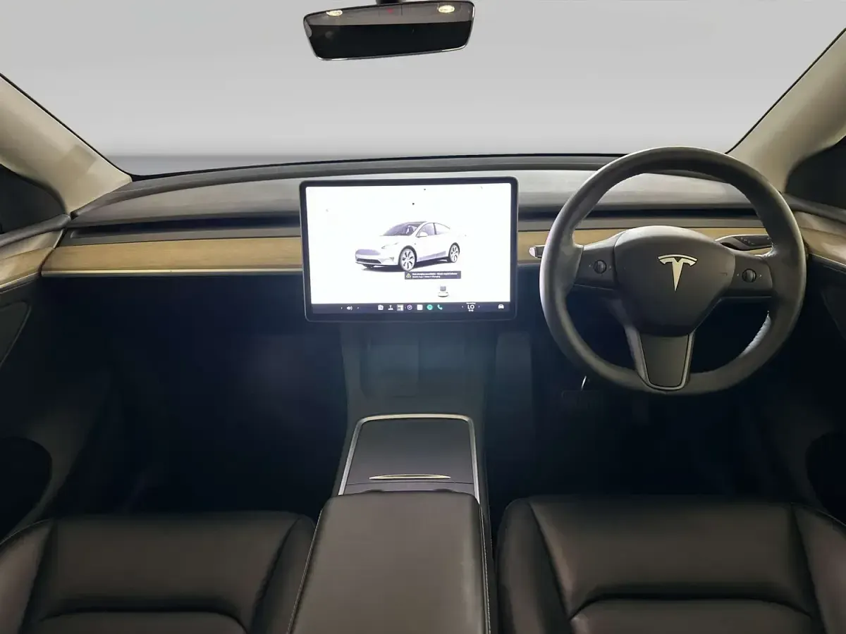 Used Tesla Model Y Long Range AWD 282 kW (384 HP) 2023 White SUV