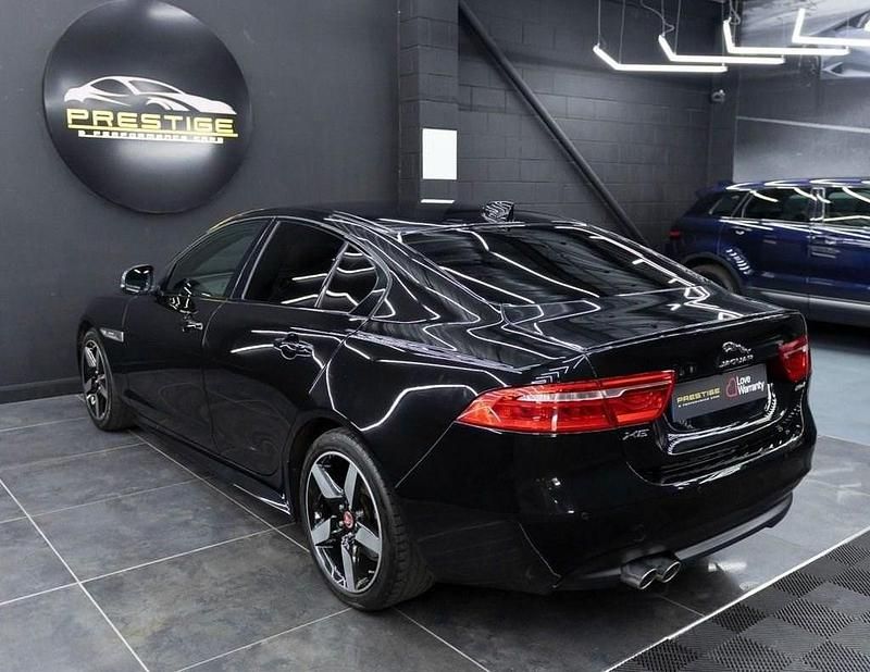 Used Jaguar XE R-Sport 240 HP (176 kW) 2017 Black Sedan