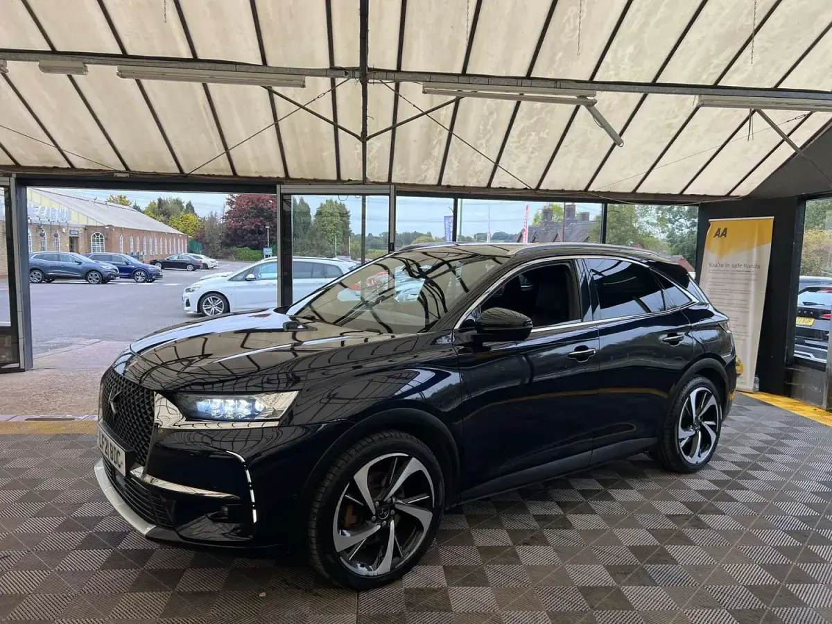 Used DS Automobiles DS7 Crossback Opera 300 HP (220 kW) 2021 Blue SUV