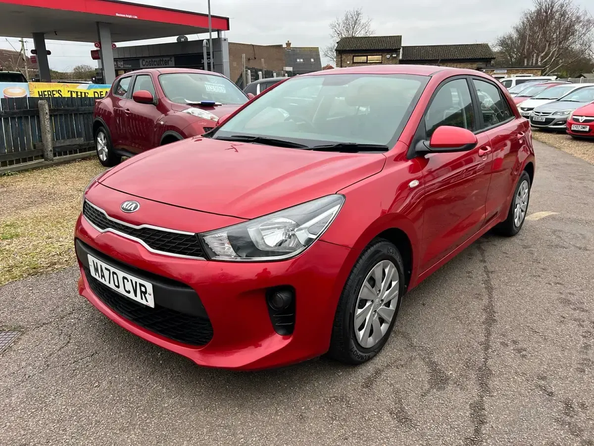 Used Kia Rio 84 HP (61 kW) 2020 Red Hatchback