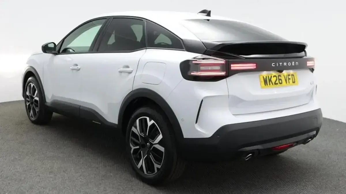 New Citroën C4 PureTech 127 HP (93 kW) 2026 White SUV