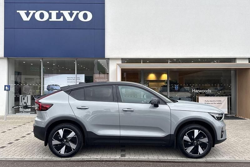 Used Volvo EC40 Plus 175 kW (238 HP) 2025 Grey SUV