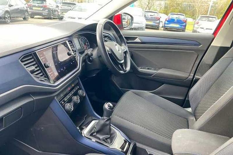 Used VW T-Roc 110 HP (80 kW) 2021 SUV