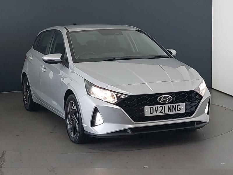 Silver Used 2021 Hyundai i20 SE Hatchback | £12,998 (Fair price) - Image 1/4
