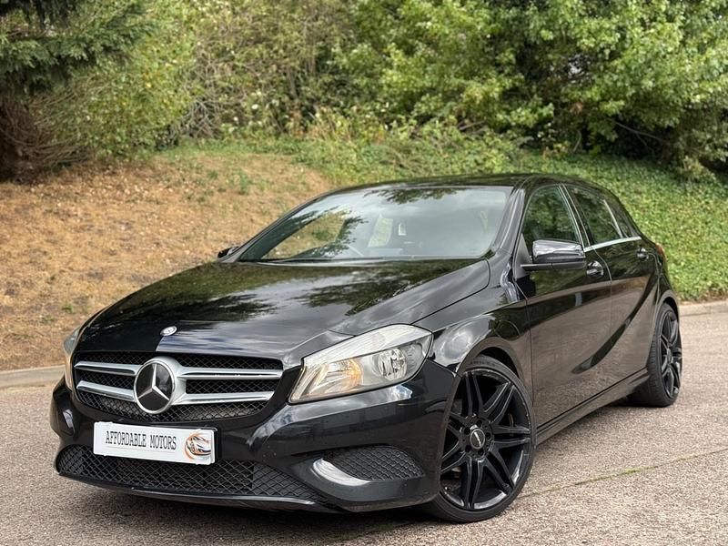 Black Used 2015 Mercedes A180 Hatchback | £4,350 (Super price) - Image 1/4