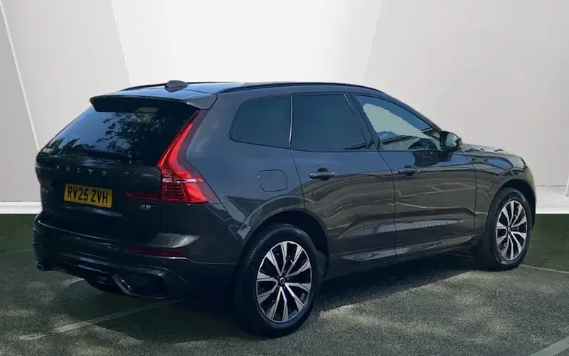 Used Volvo XC60 Plus 250 HP (183 kW) 2024 SUV