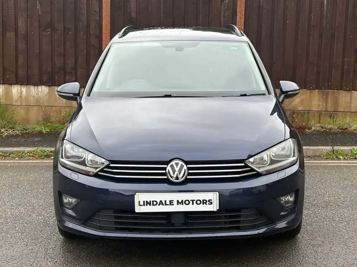 Used VW Golf Sportsvan SE 110 HP (80 kW) 2016 Blue MPV
