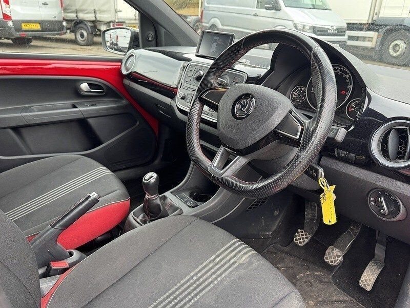 Image 2/4