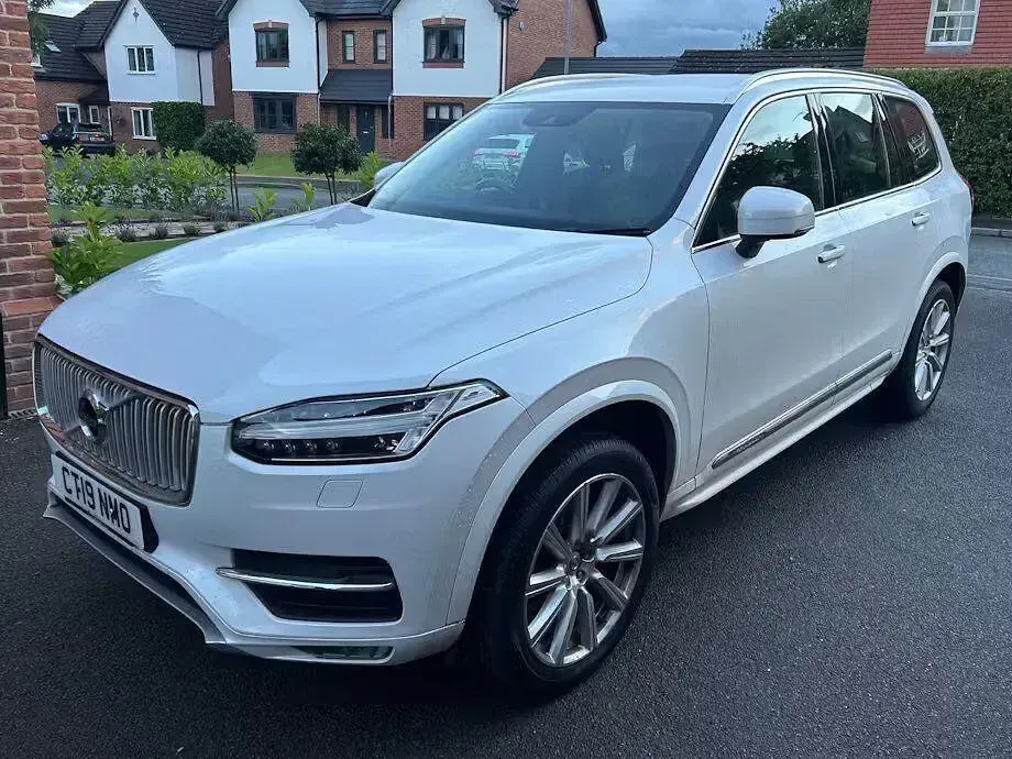 Used Volvo XC90 Inscription 235 HP (172 kW) 2019 White SUV