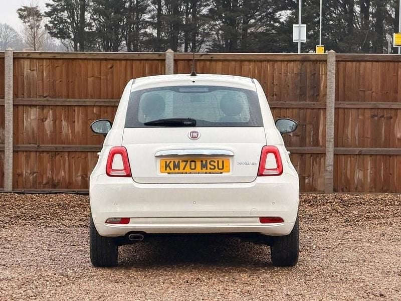 Used Fiat 500 Lounge 70 HP (51 kW) 2020 White Hatchback